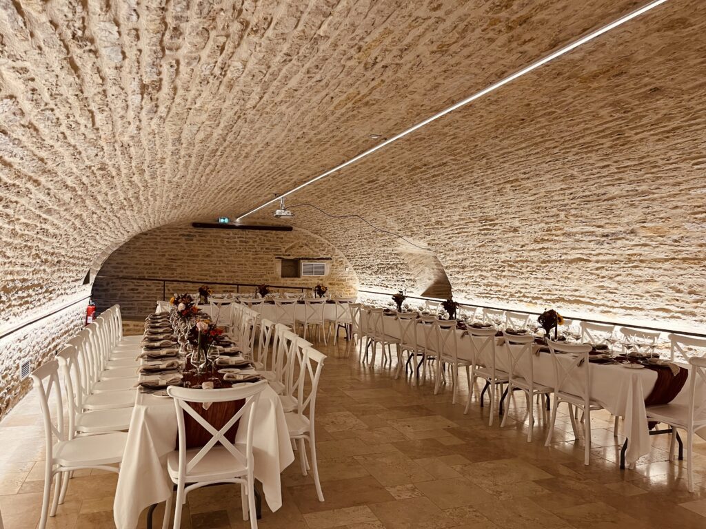 Salle de dîner de mariage en hiver